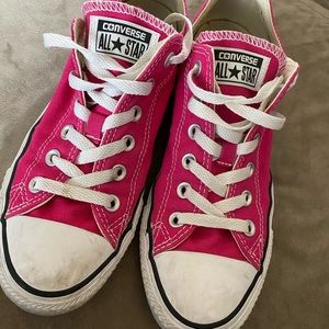 Dark pink converse all stars